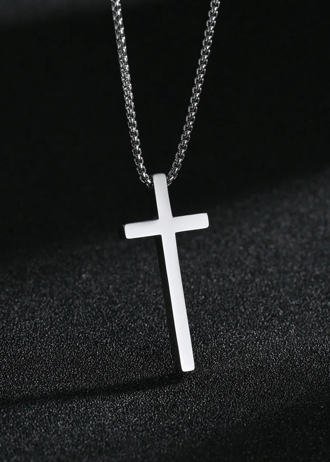 Stainless Steel Cross Pendant Necklace – Minimalist Unisex Jewelry