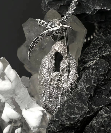 WIC Grim Reaper 3D Zircon Pendant Necklace – Luminous Hip Hop Jewelry, Perfect Gift for Friends.