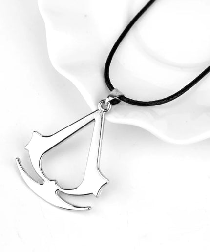 Assassins Ezio Cosplay Pendant – Metal Alloy Cross Necklace for Men & Women