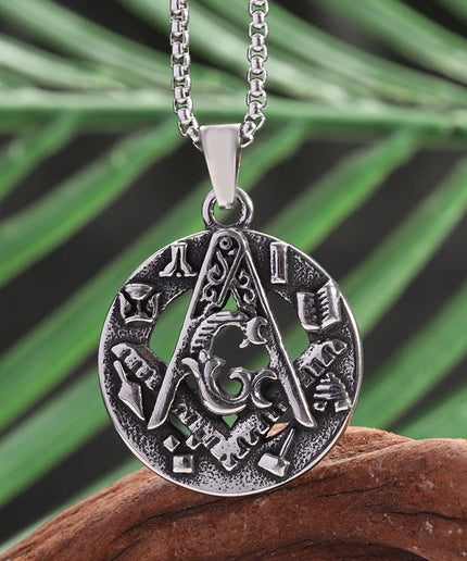 Assassin's Creed Ezio Pendant Necklace – Stainless Steel, Freemasonry Style